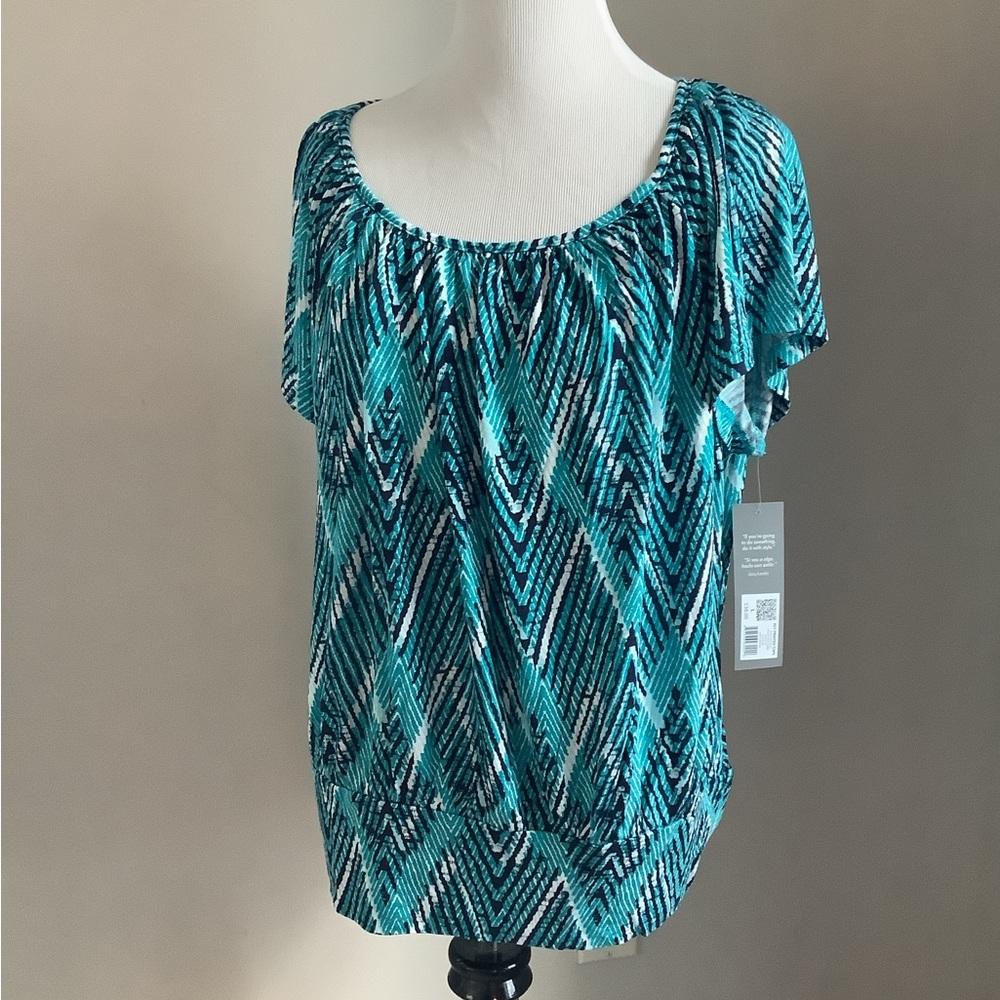 Teal geometric stretch top, L, NWT
